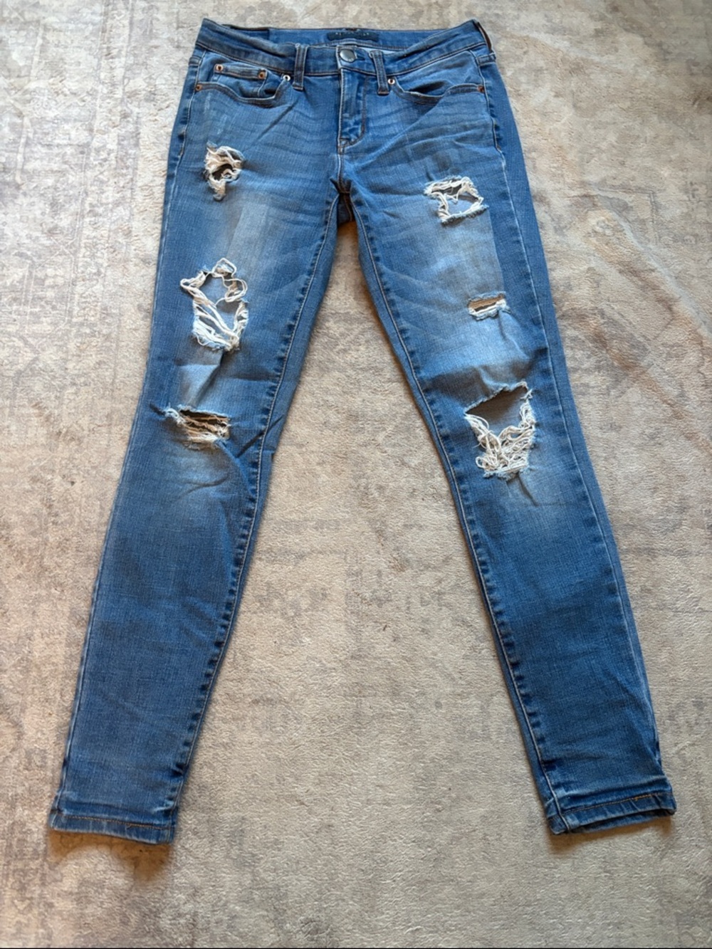 Aeropostale Women’s Distressed Skinny Jeans